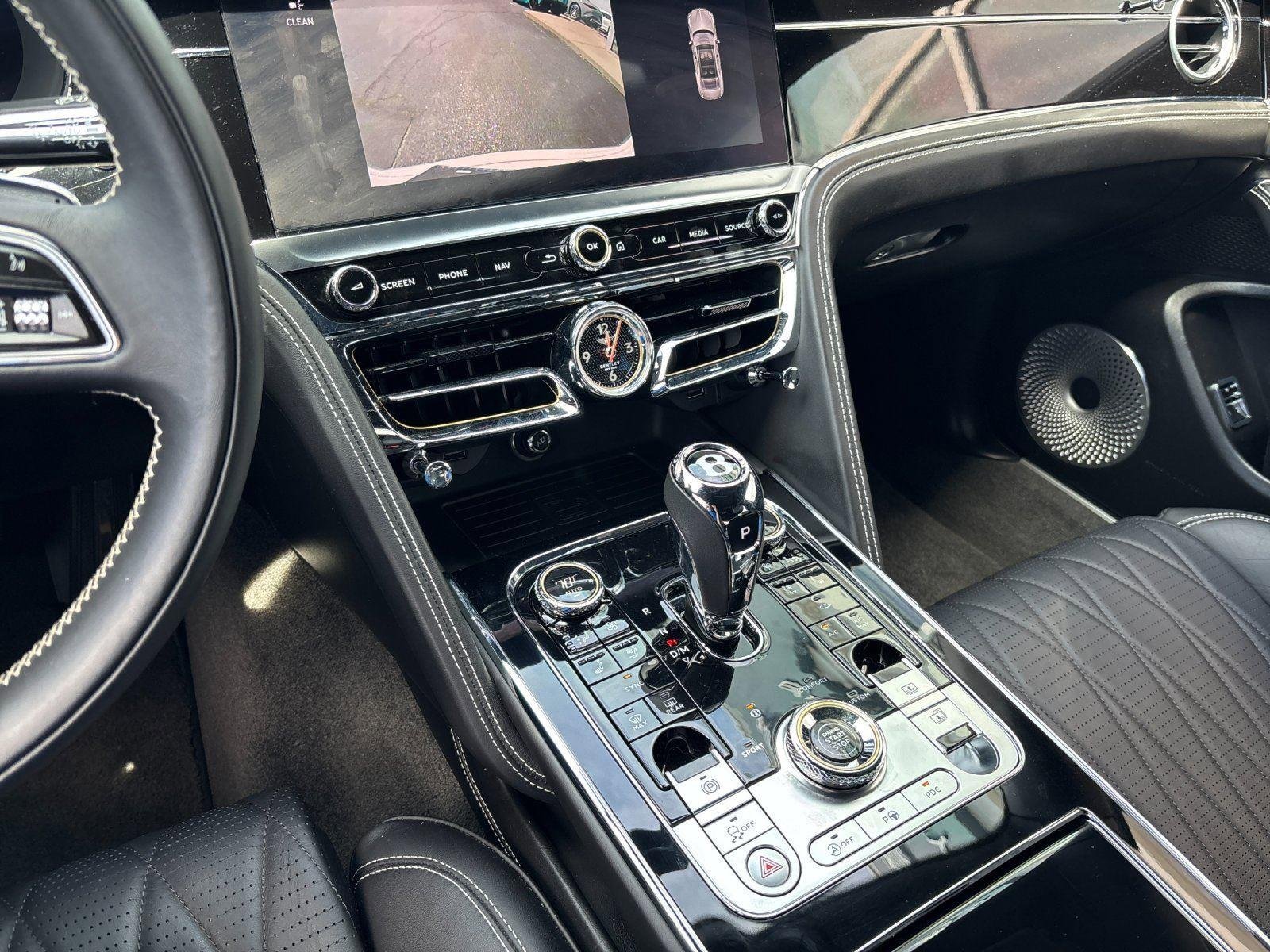 Used 2021 Bentley Flying Spur W12 AWD/4WD image 30