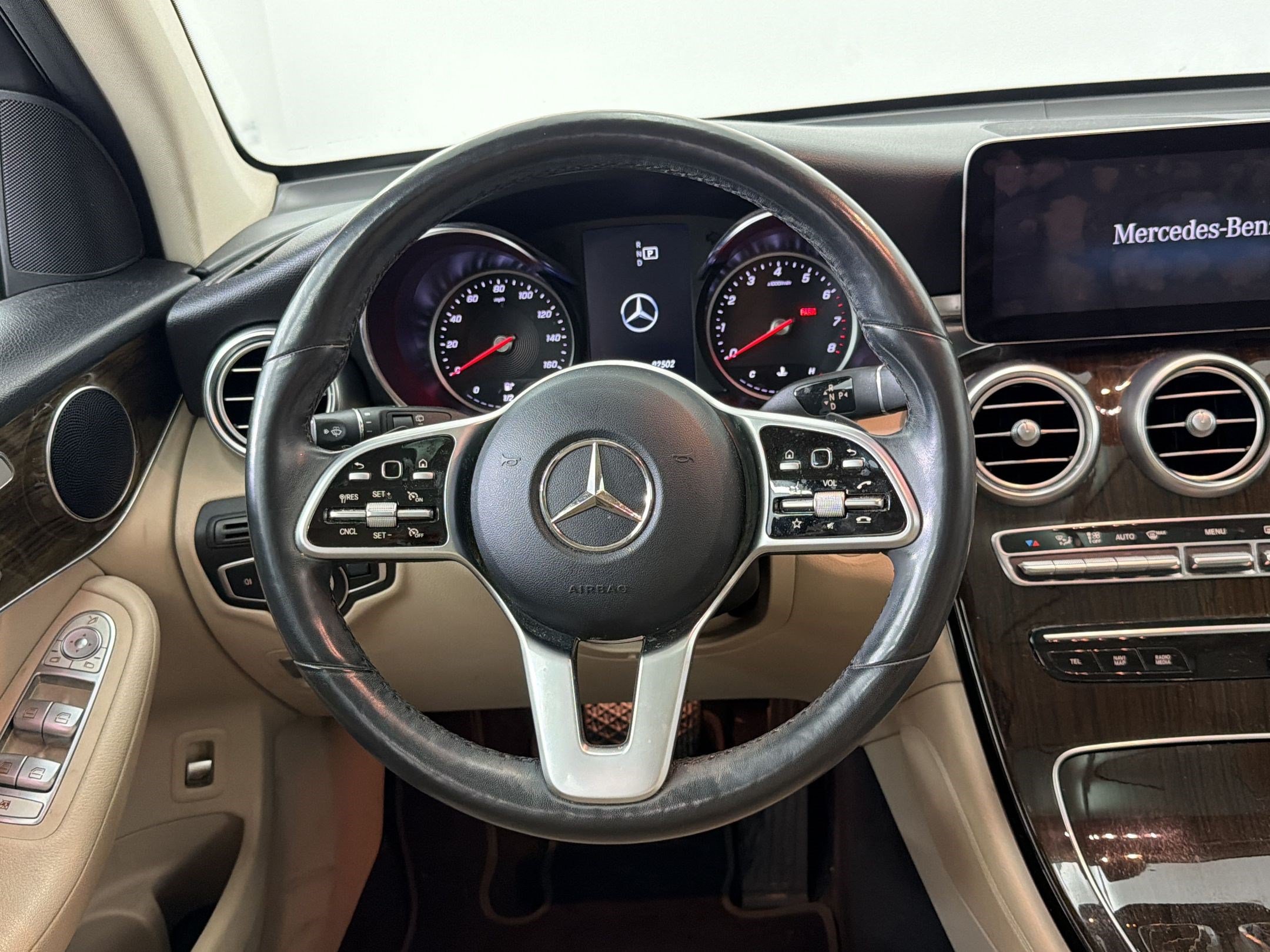 Used 2021 Mercedes-Benz GLC 300 image 11