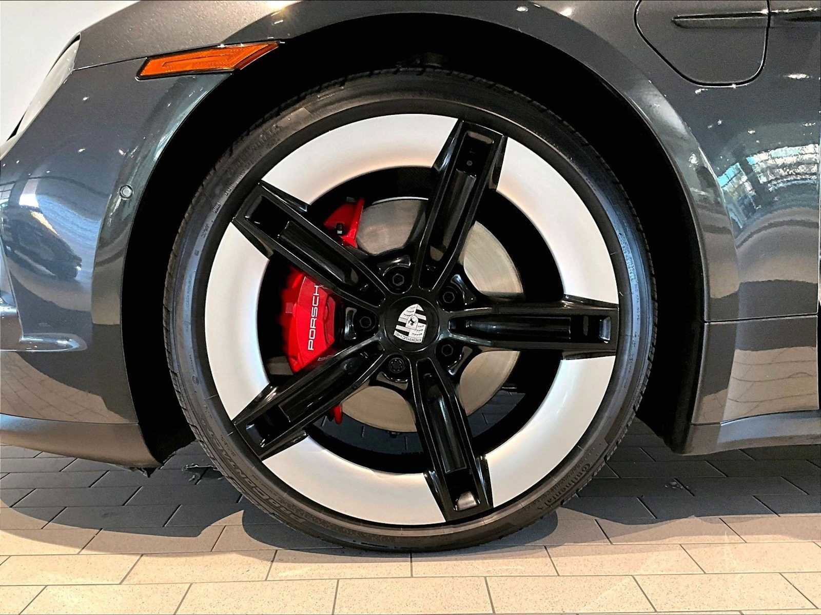 Used 2025 Porsche Taycan 4S image 14