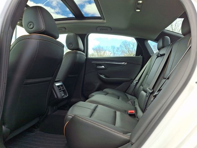 Used 2017 Chevrolet Impala Premier w/ Enhanced Convenience Package image 10
