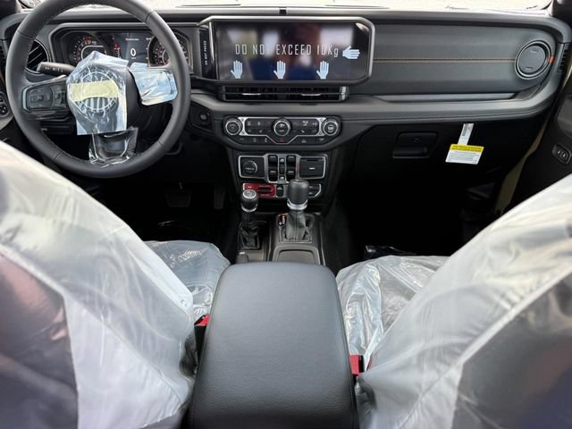 New 2026 Jeep Gladiator Mojave AWD/4WD image 14