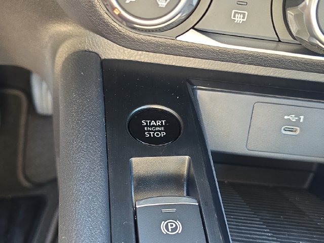 New 2027 Nissan Kicks S FWD image 26