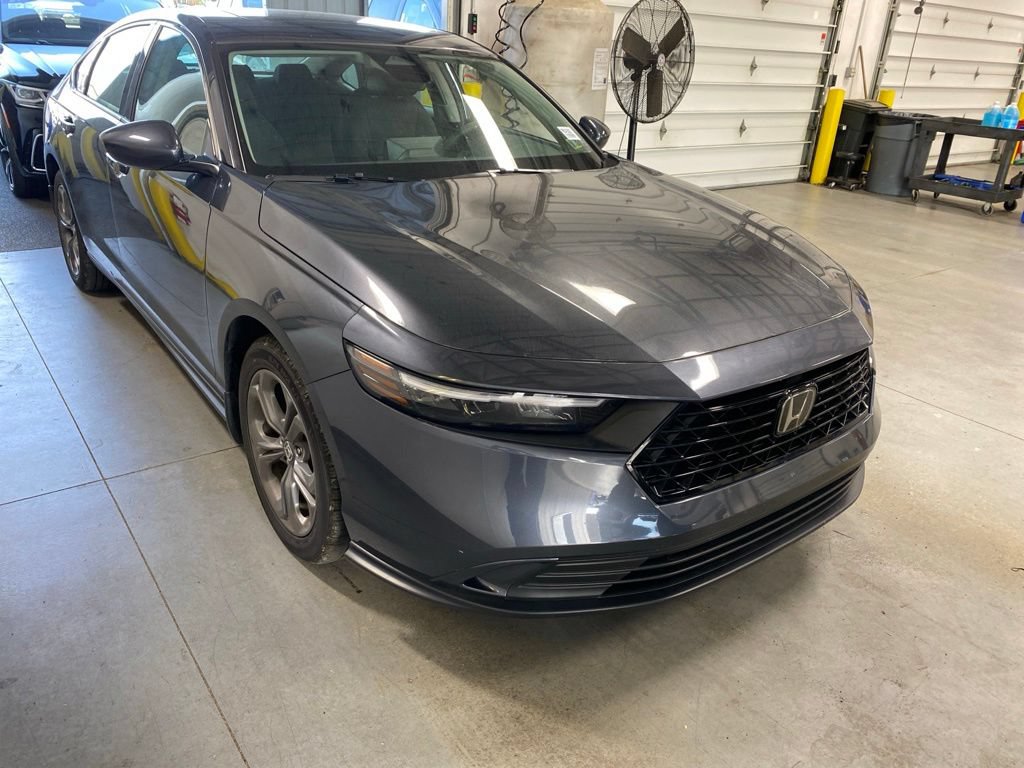 Used 2024 Honda Accord EX image 1