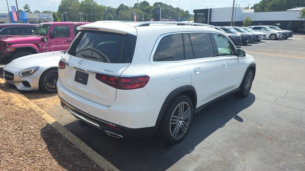 Used 2024 Mercedes-Benz GLS 450 4MATIC image 6