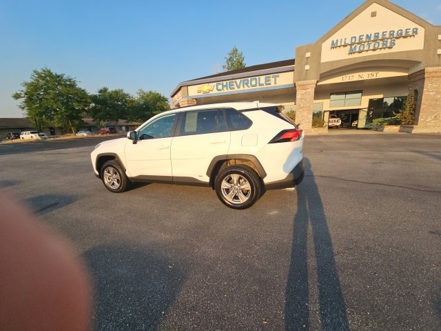 Used 2023 Toyota RAV4 LE image 42