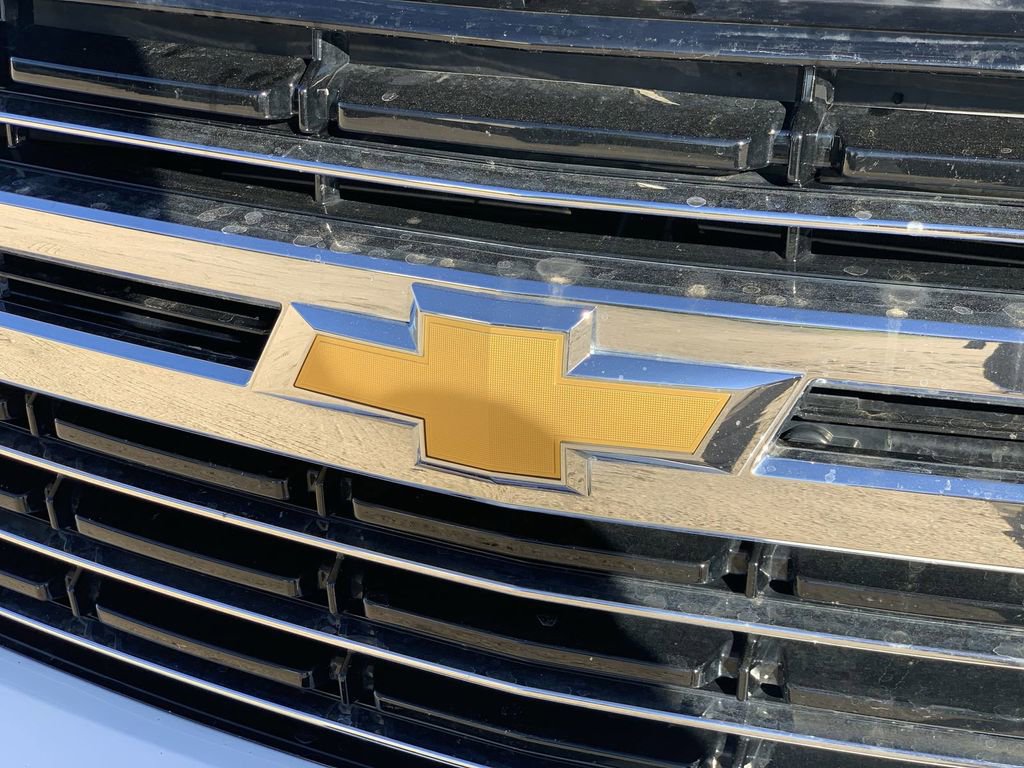 Certified 2024 Chevrolet Suburban LT image 29