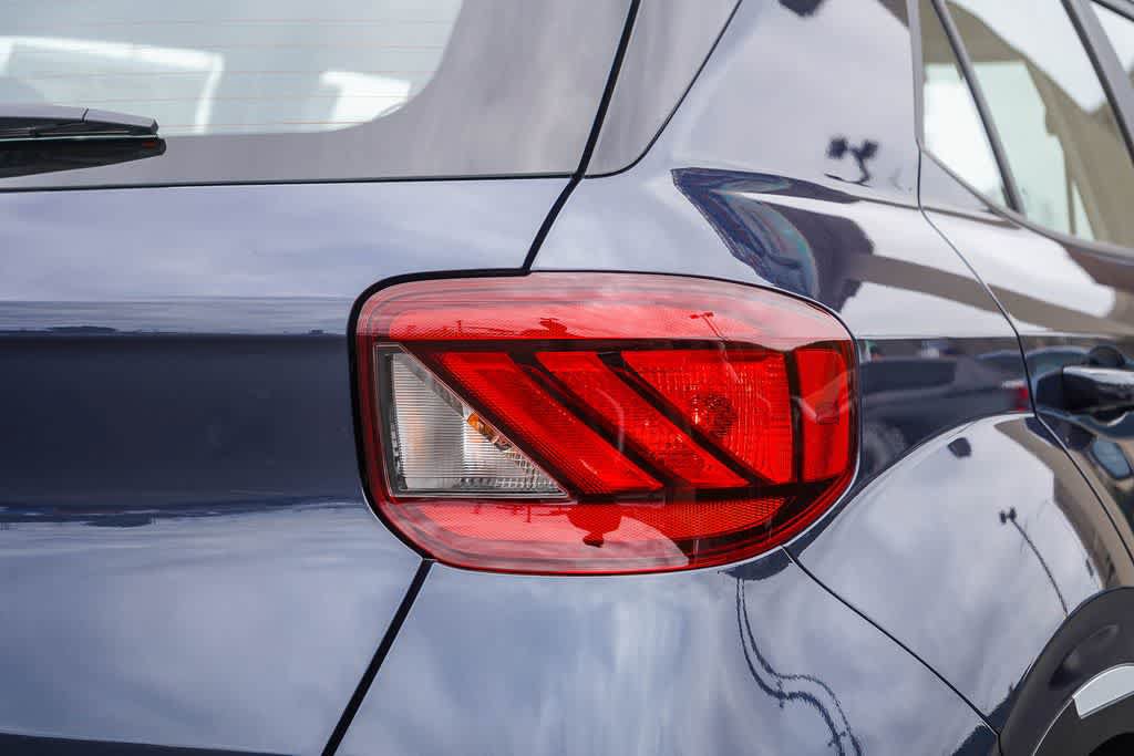 New 2026 Hyundai Venue SEL FWD image 7