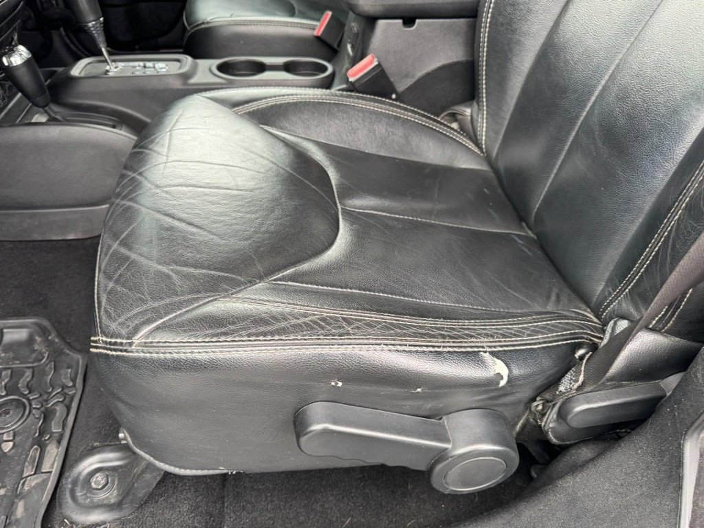 Used 2014 Jeep Wrangler Unlimited Sahara w/ Max Tow Package image 14