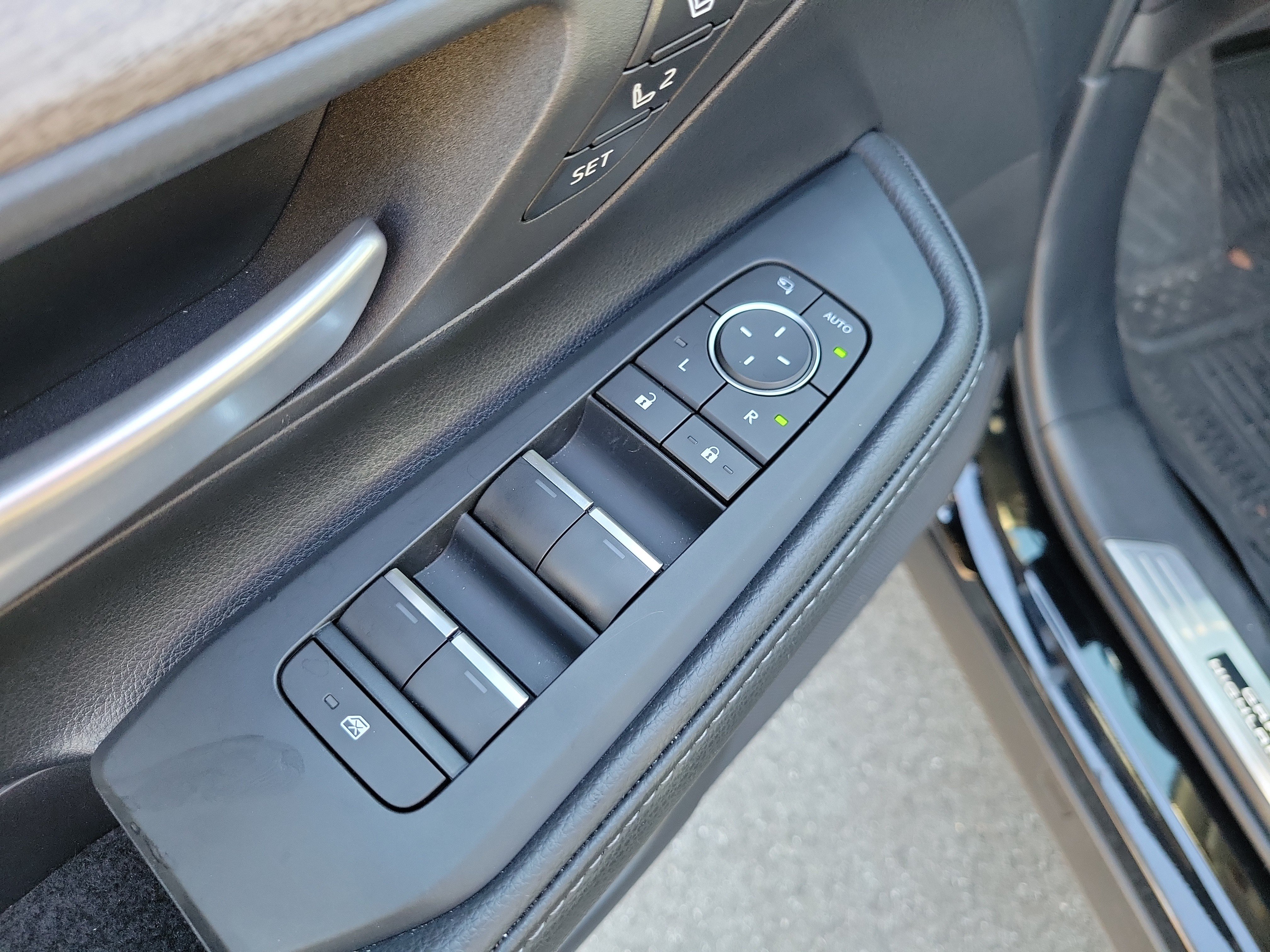 Used 2025 Toyota Grand Highlander AWD Hybrid image 20
