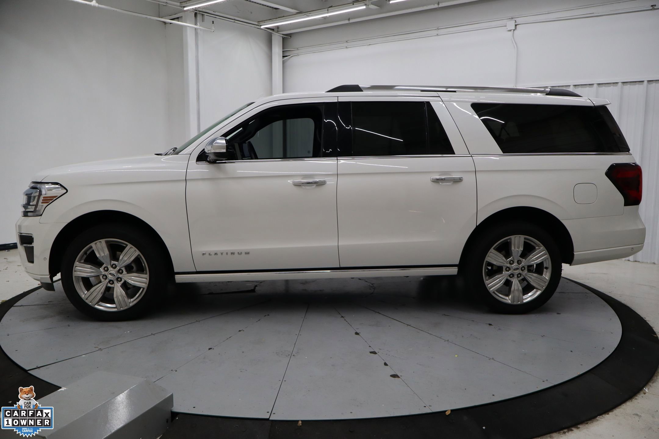 Used 2024 Ford Expedition Max Platinum image 9