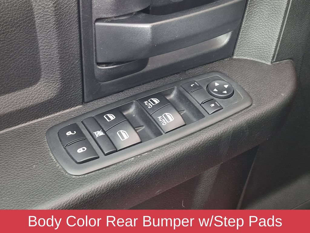 Used 2018 RAM 1500 Express AWD/4WD image 14