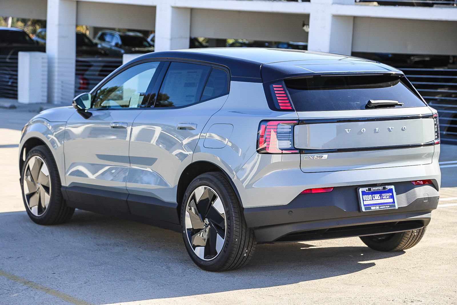New 2026 Volvo EX30 Plus w/ Climate Package AWD/4WD image 6