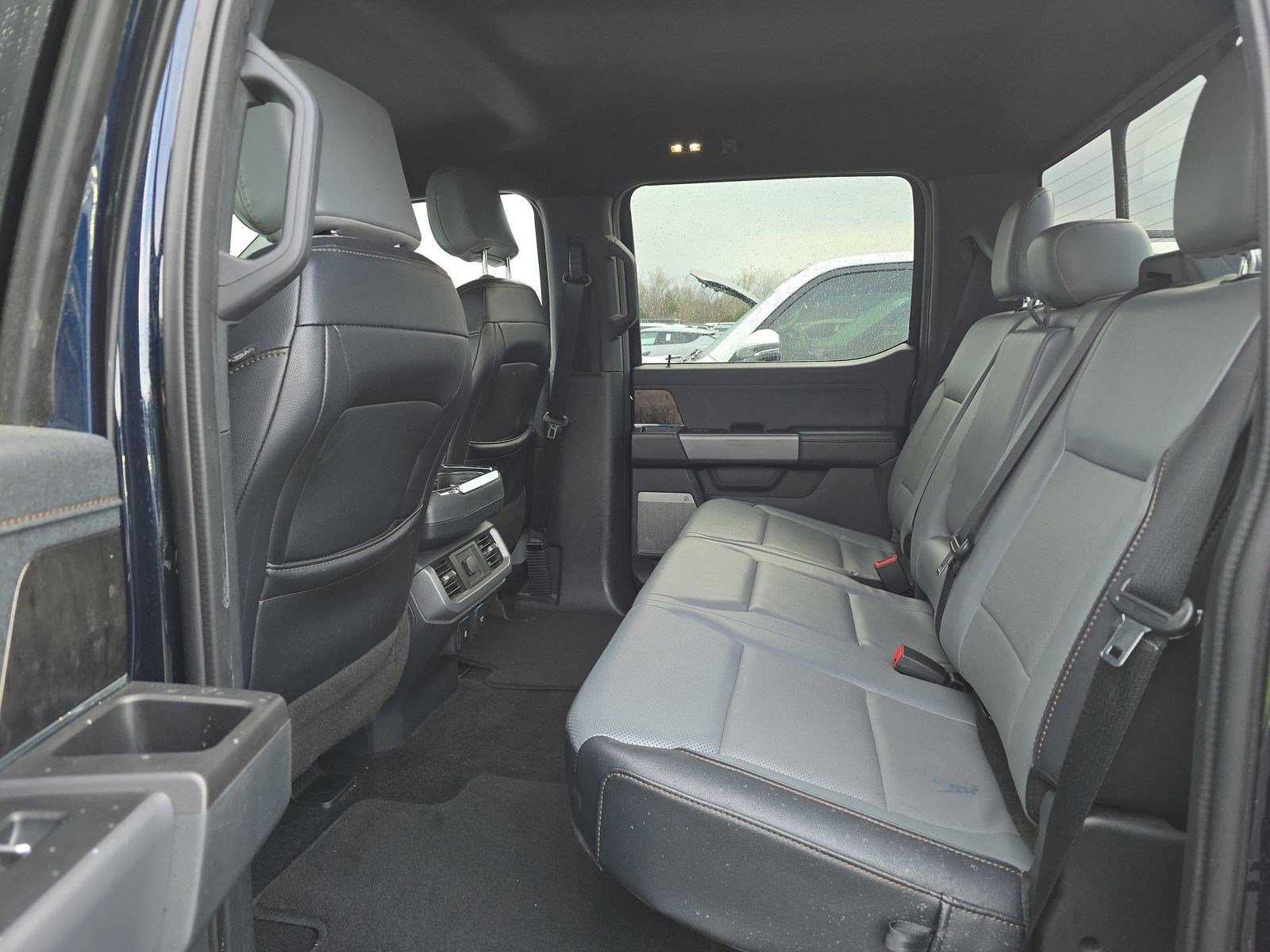 Used 2023 Ford F150 Lightning Lariat image 11