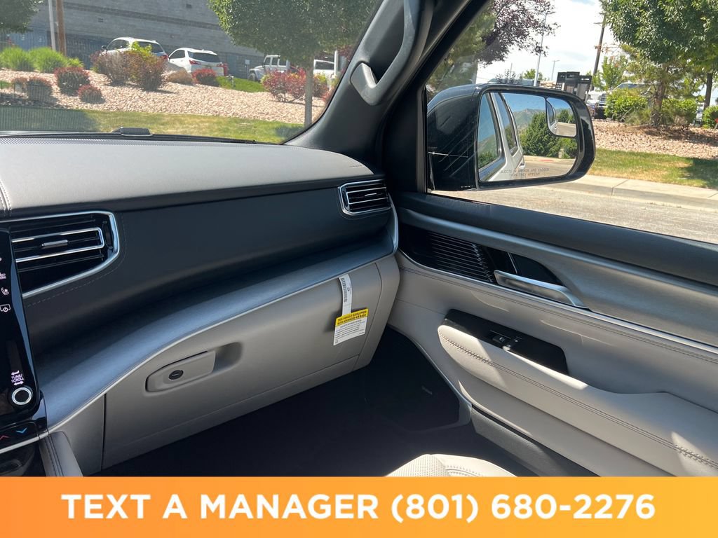 New 2026 Jeep Grand Wagoneer L Limited AWD/4WD image 29