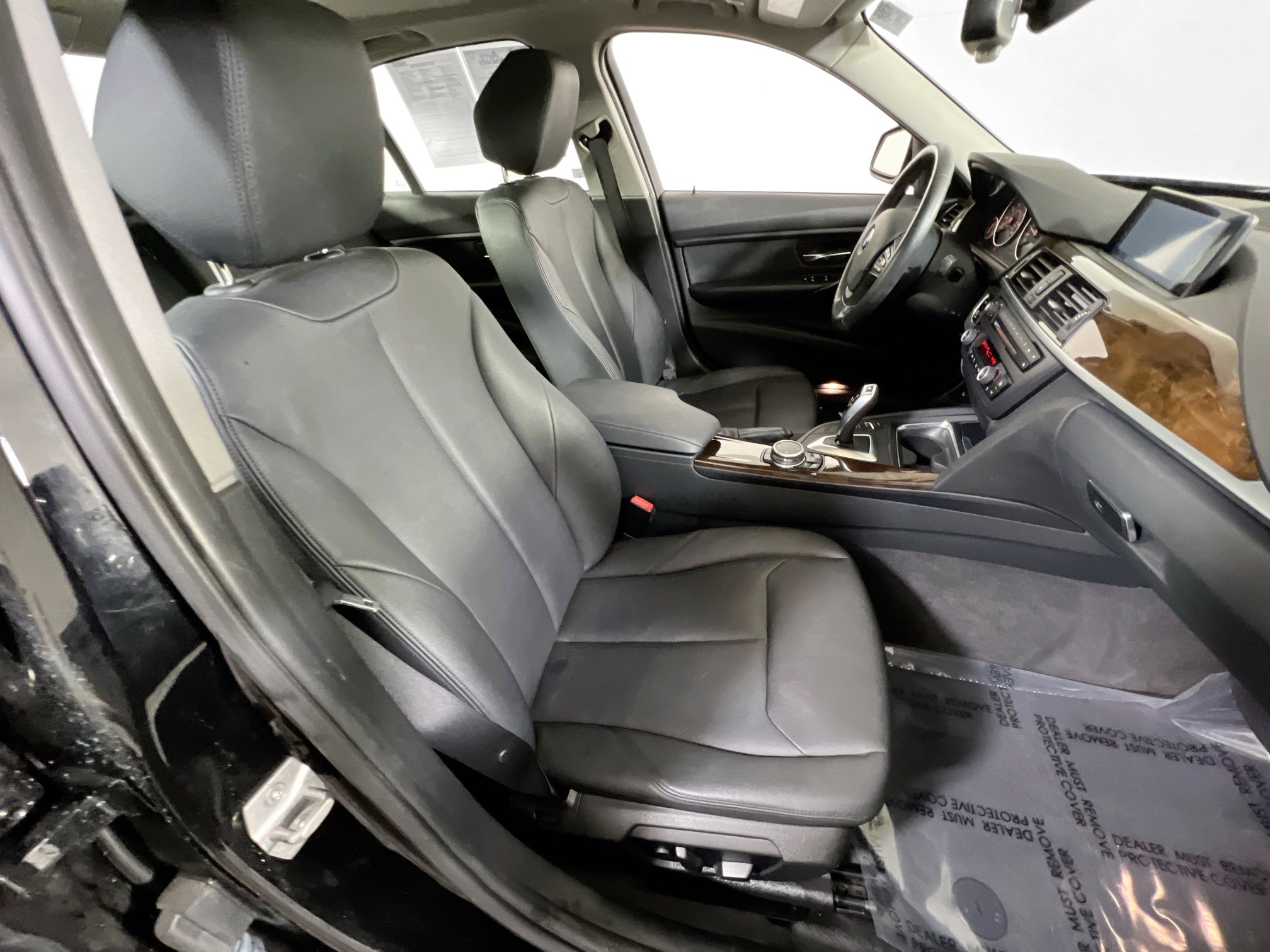 Used 2015 BMW 320i xDrive Sedan image 28