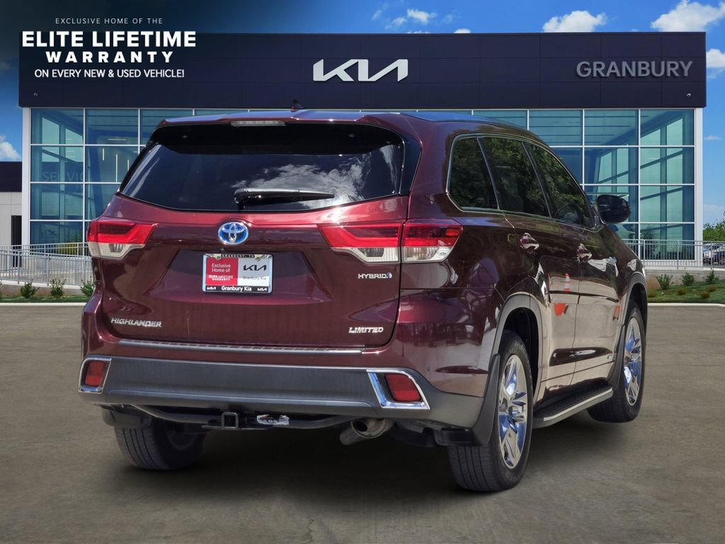 Used 2017 Toyota Highlander Limited Platinum AWD/4WD image 4