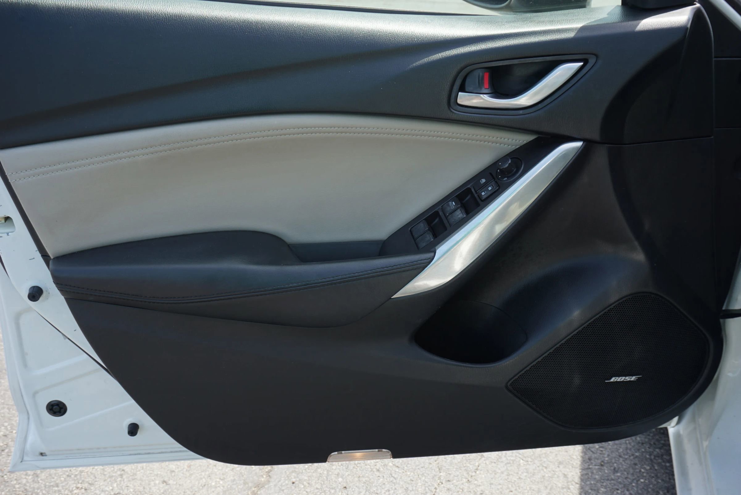 Used 2014 MAZDA MAZDA6 Touring w/ Touring Technology Package FWD image 10