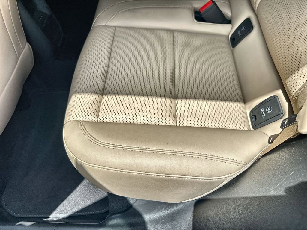 Used 2024 Buick Envision Preferred AWD/4WD image 17