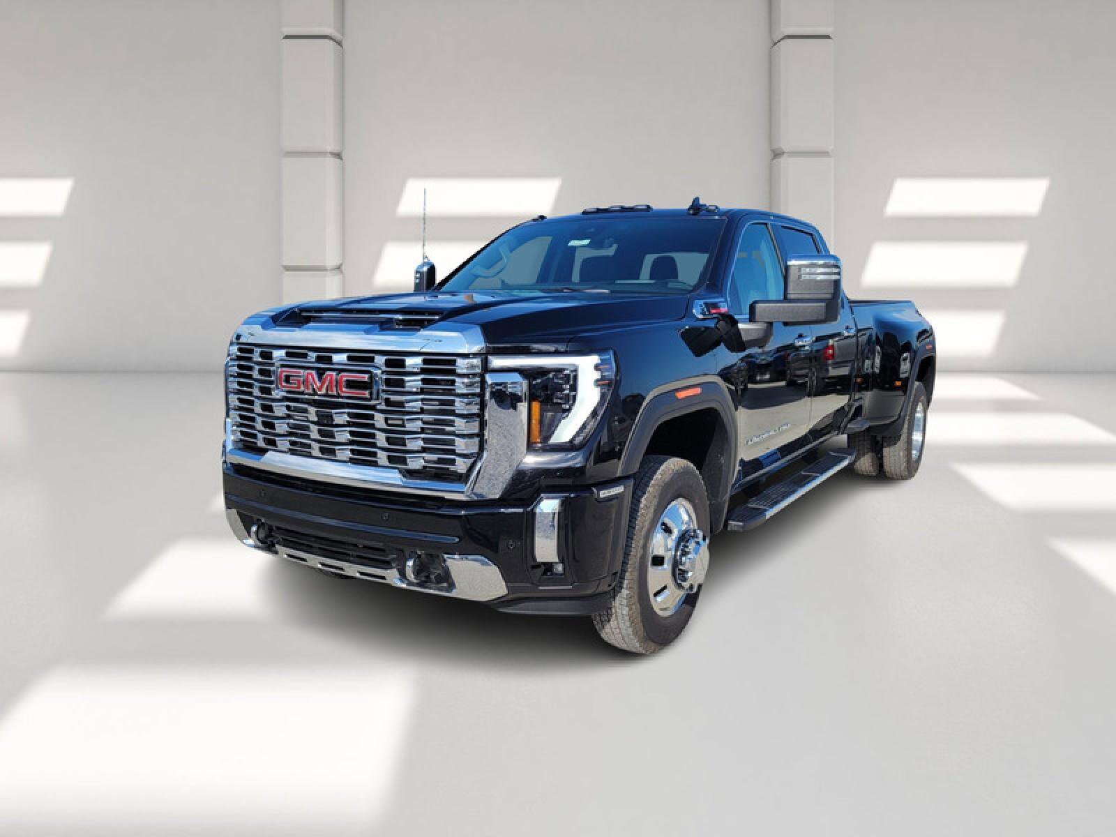 New 2026 GMC Sierra 3500 Denali w/ Denali Reserve Package image 1