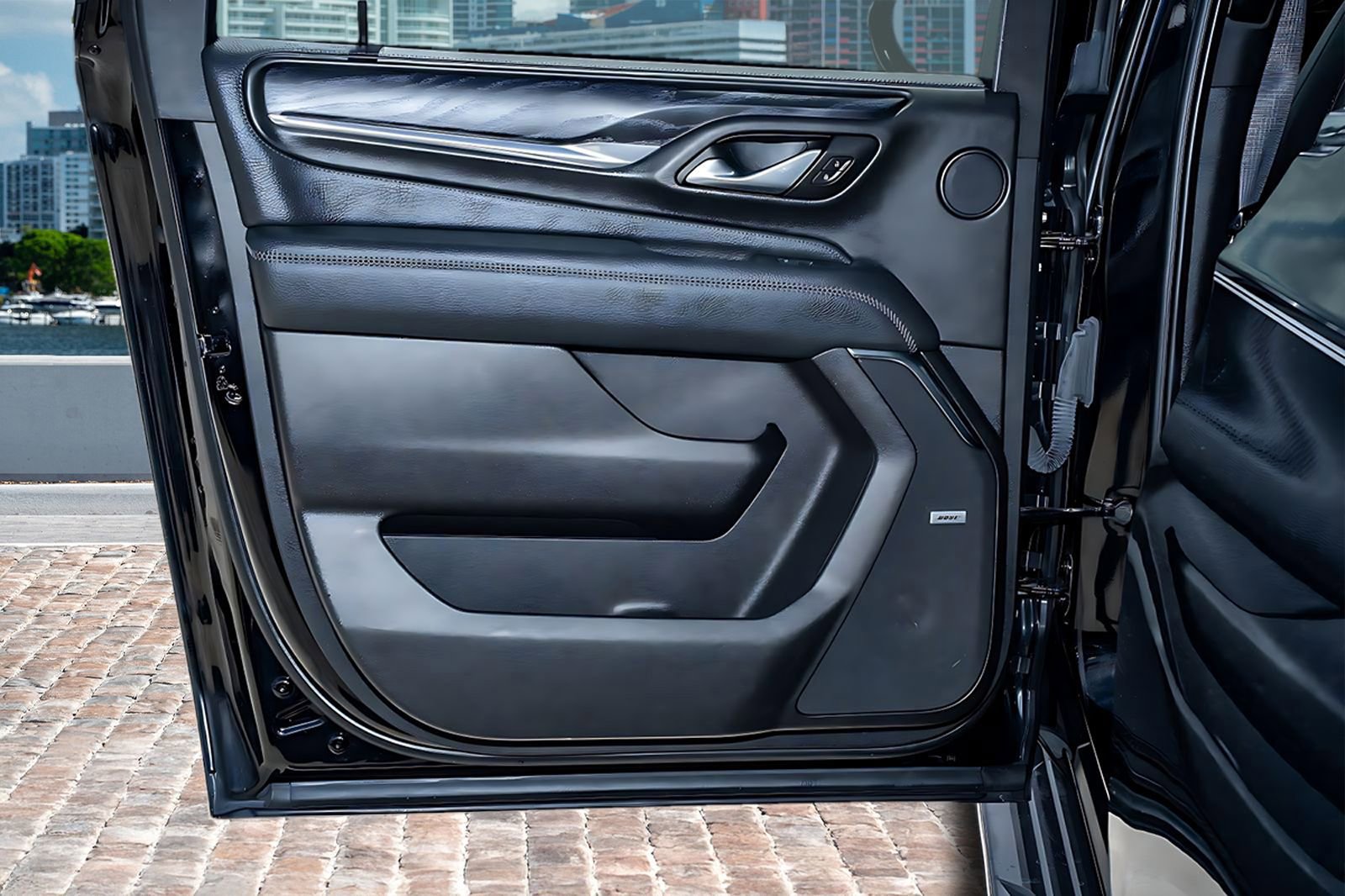 Used 2024 GMC Yukon XL Denali image 14
