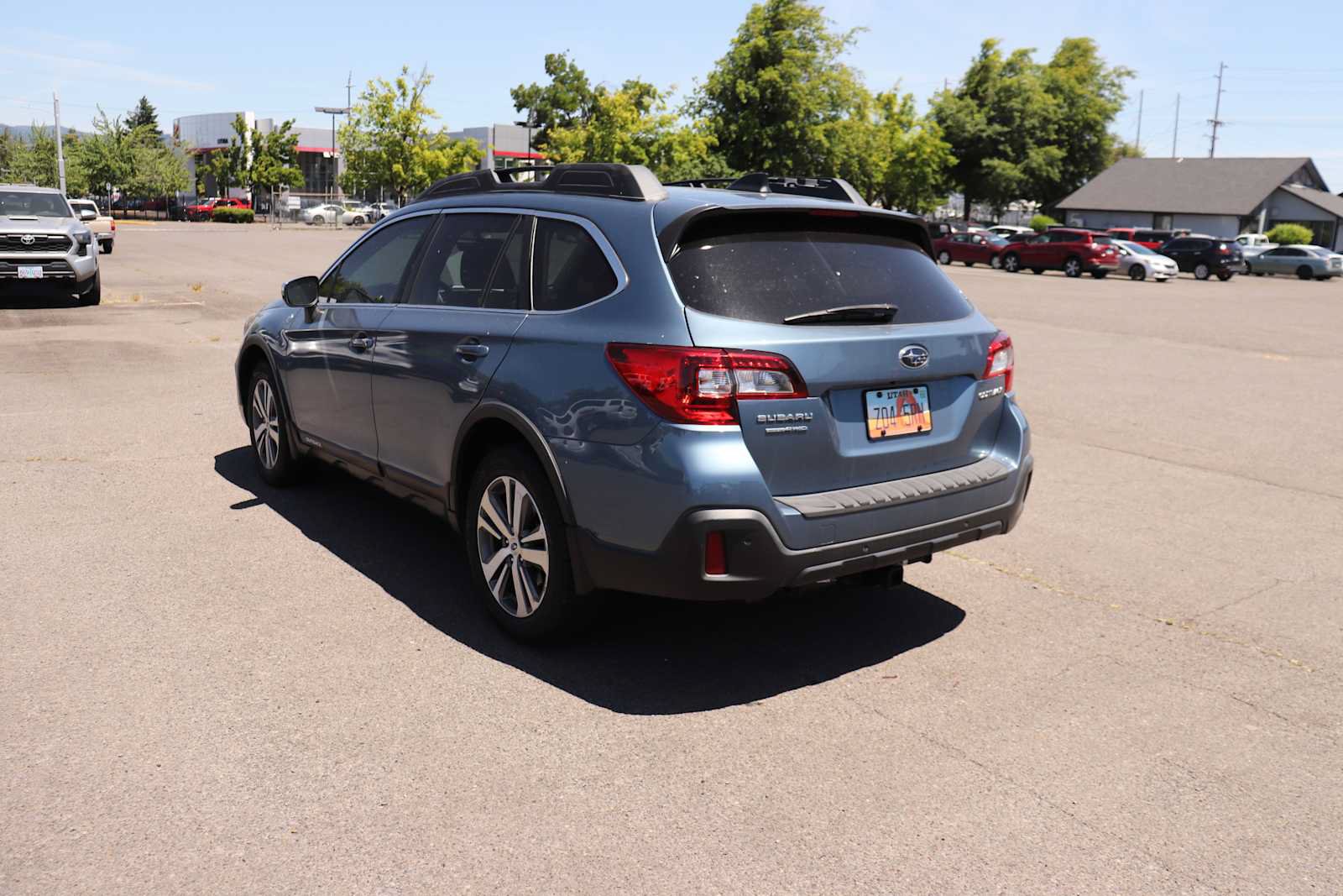 Used 2018 Subaru Outback 2.5i Limited w/ 50th Anniversary Edition AWD/4WD image 7