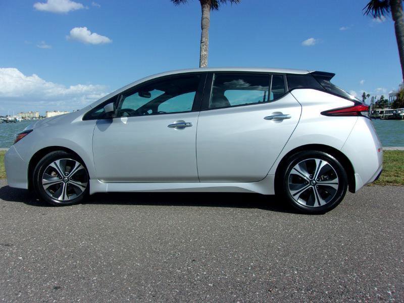 Used 2020 Nissan Leaf SV w/ SV Technology Package image 13