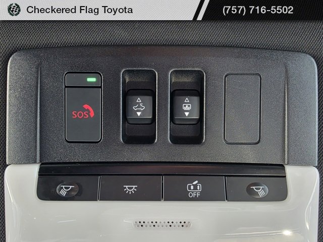 Used 2022 Mitsubishi Outlander SEL Black Edition image 11