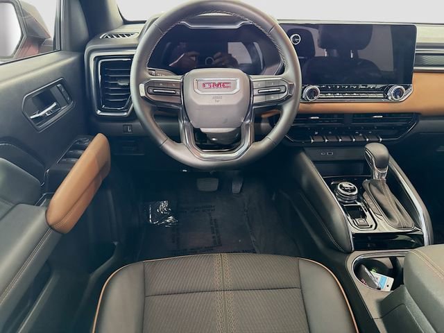 Used 2025 GMC Canyon AT4 AWD/4WD image 22