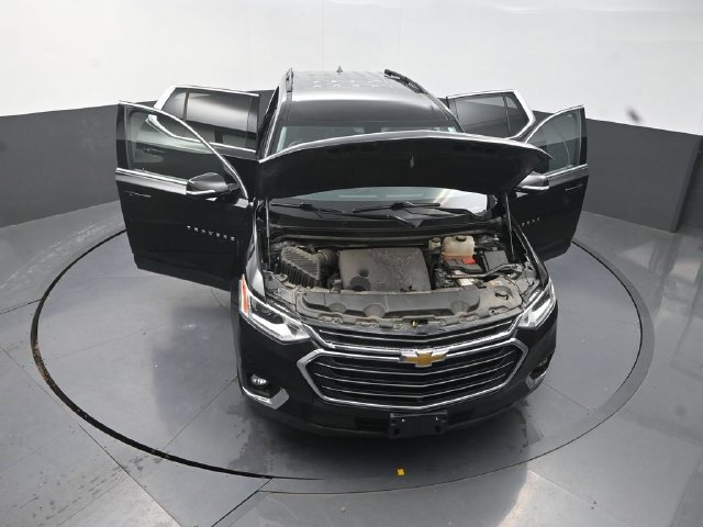 Used 2020 Chevrolet Traverse LT w/ LT Premium Package AWD/4WD image 41