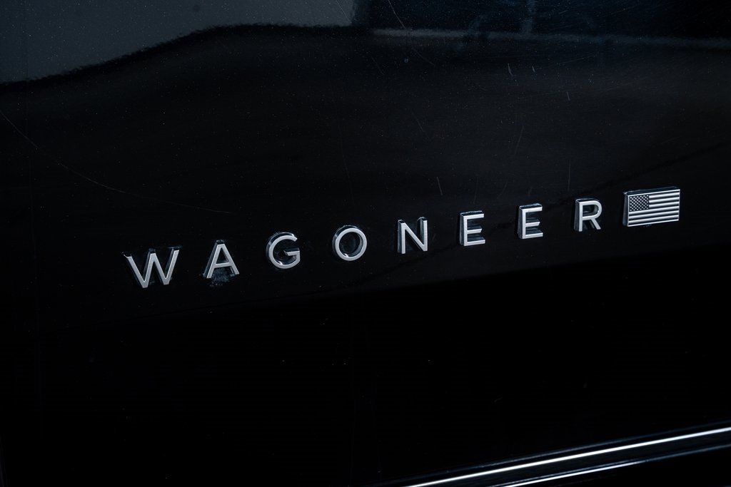 Used 2023 Jeep Wagoneer Series III w/ Preferred Equipment Group image 20