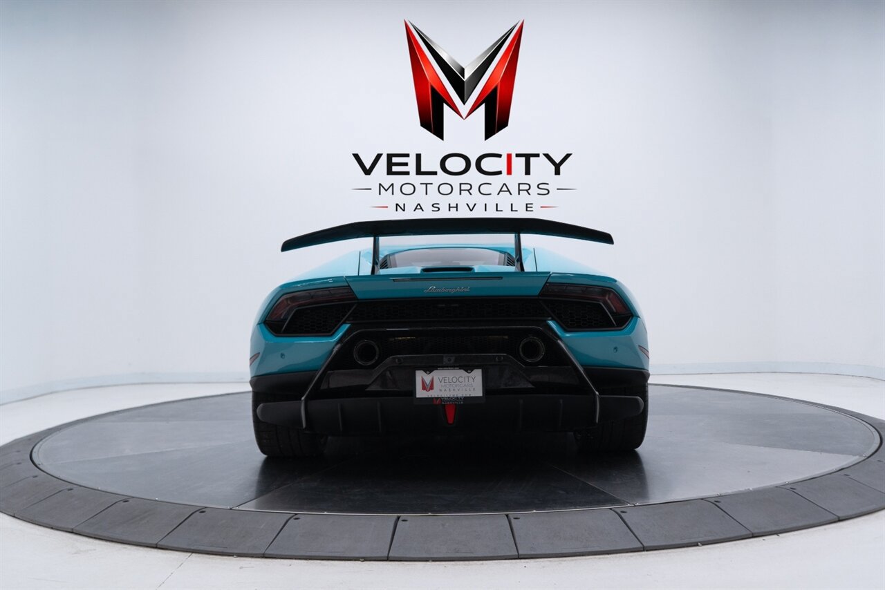 Used 2019 Lamborghini Huracan Performante AWD/4WD image 7