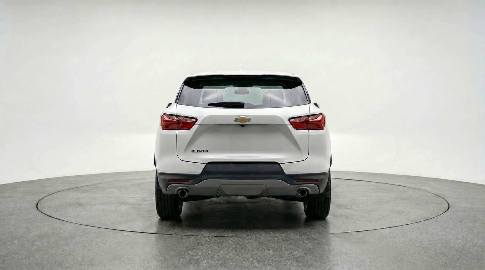 Used 2025 Chevrolet Blazer LT FWD image 7