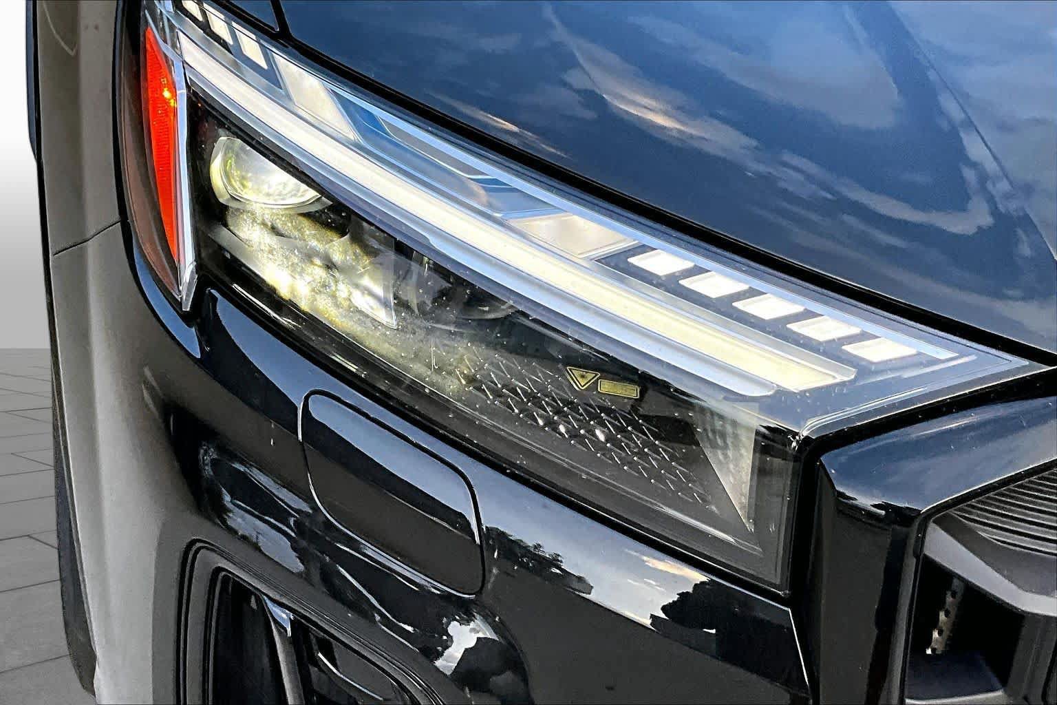 New 2026 Audi SQ7 Prestige AWD/4WD image 13