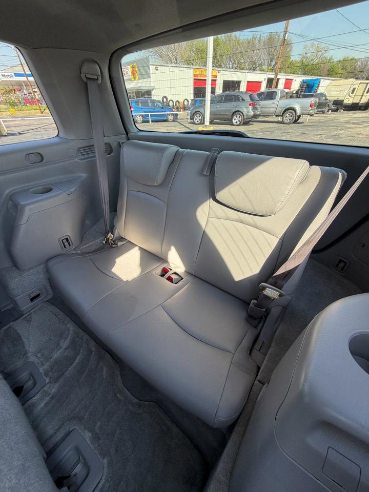 Used 2005 Toyota Highlander Limited image 15