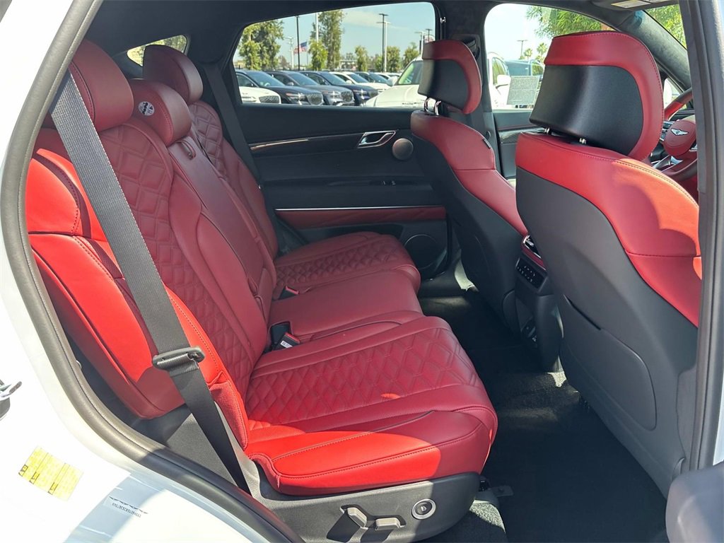 Used 2025 Genesis GV80 3.5T e-SC image 30