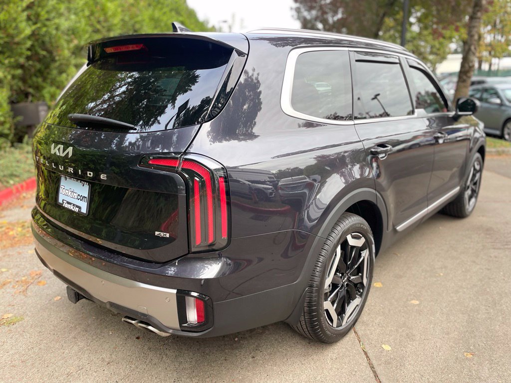 Used 2025 Kia Telluride EX w/ EX Captain's Chair Package AWD/4WD image 4