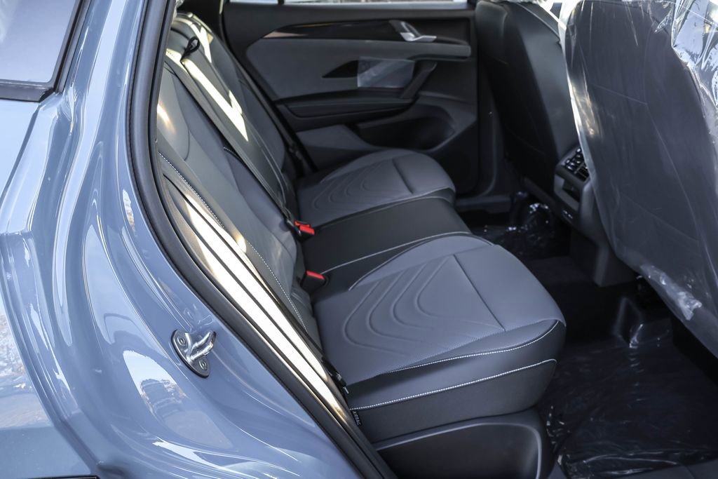 New 2026 Volkswagen Tiguan SE R-Line image 36