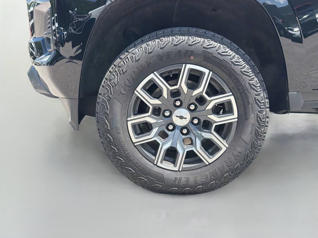 Used 2023 Chevrolet Colorado Z71 w/ Z71 Convenience Package 2 AWD/4WD image 34