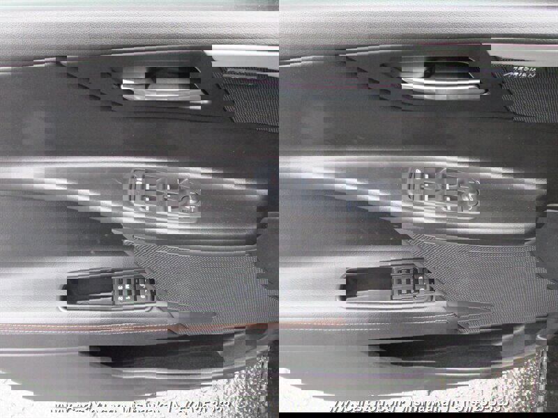 Used 2017 Jaguar XE Prestige image 6