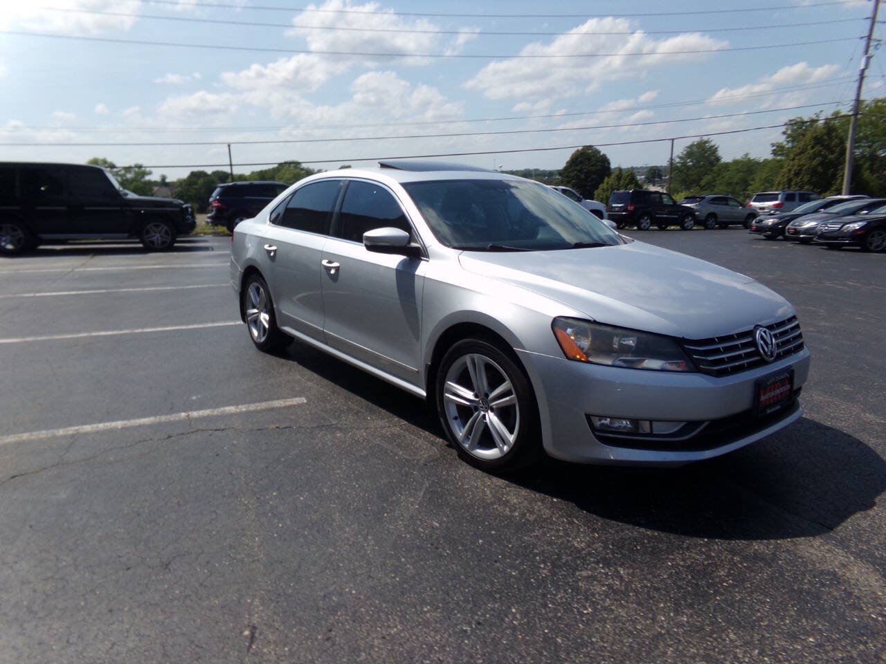 Used 2013 Volkswagen Passat TDI SEL Premium FWD image 4