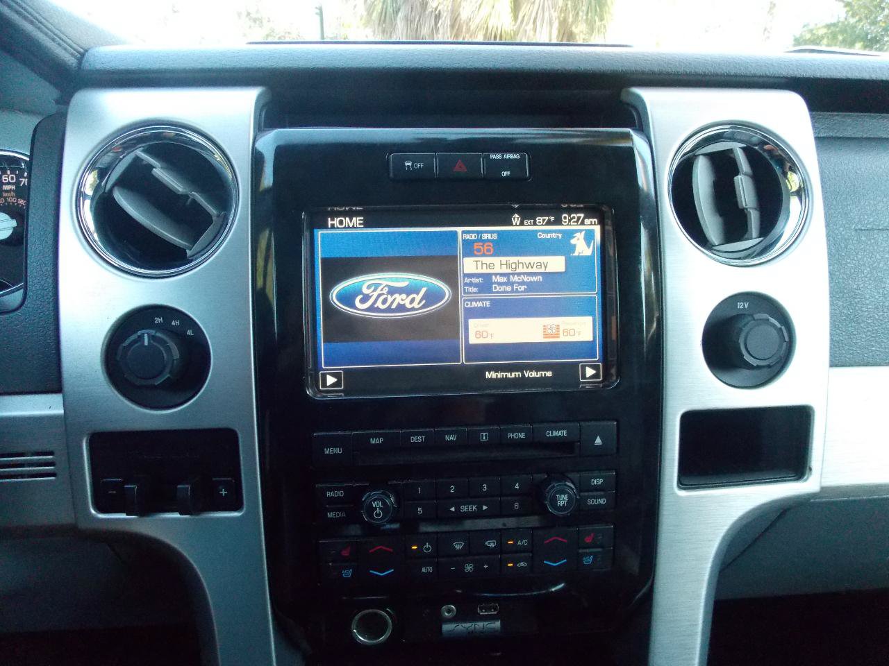 Used 2011 Ford F150 Platinum AWD/4WD image 10