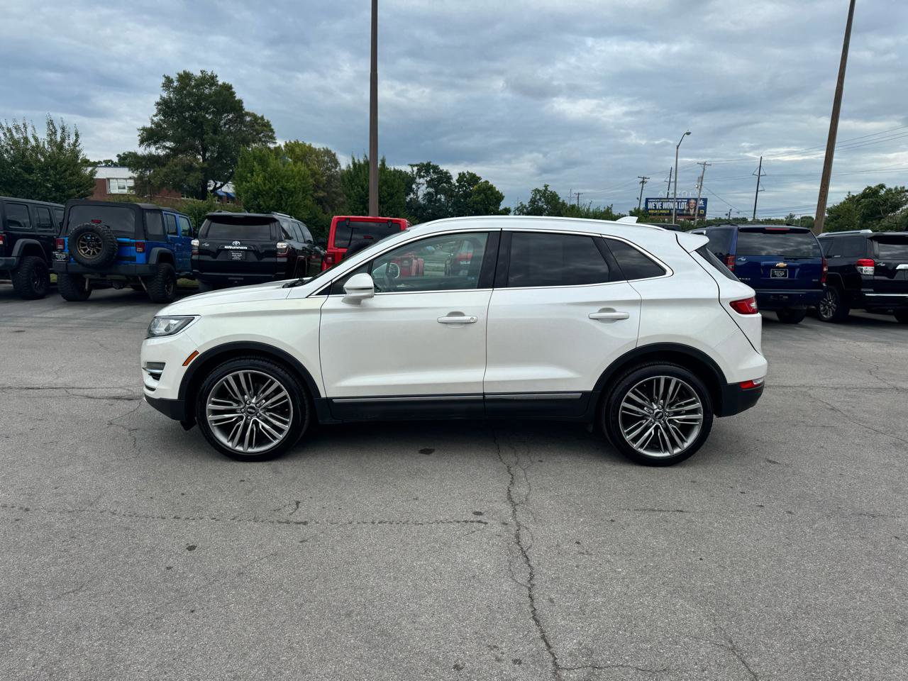 Used 2016 Lincoln MKC Reserve w/ Technology Package AWD/4WD image 6