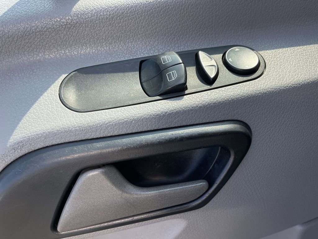 Used 2016 Mercedes-Benz Sprinter 3500 image 9