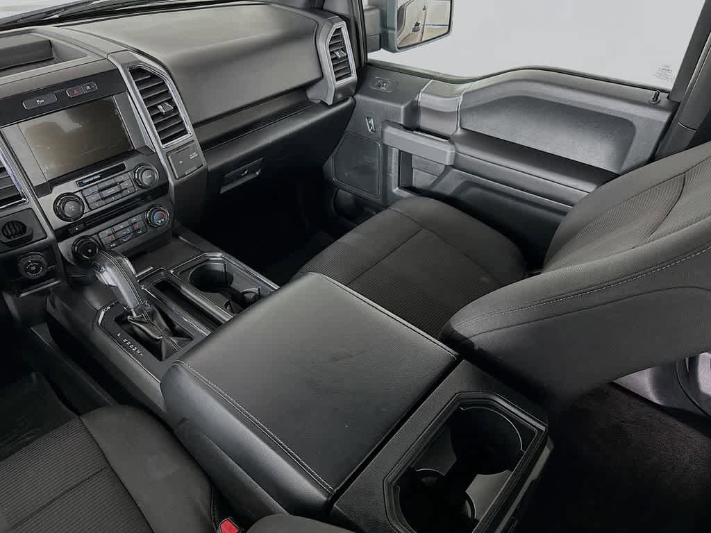 Used 2016 Ford F150 XLT w/ Equipment Group 302A Luxury RWD image 11
