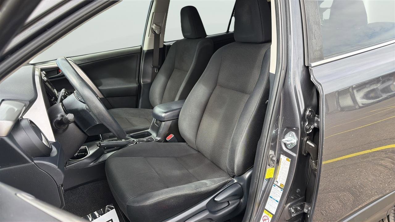 Used 2017 Toyota RAV4 LE w/ Carpet Mat Package image 12