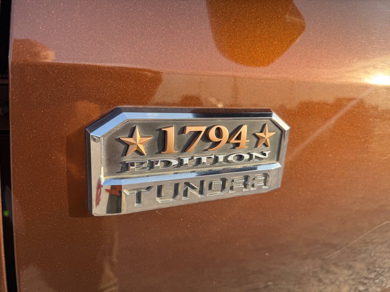 Used 2014 Toyota Tundra 1794 Edition AWD/4WD image 9