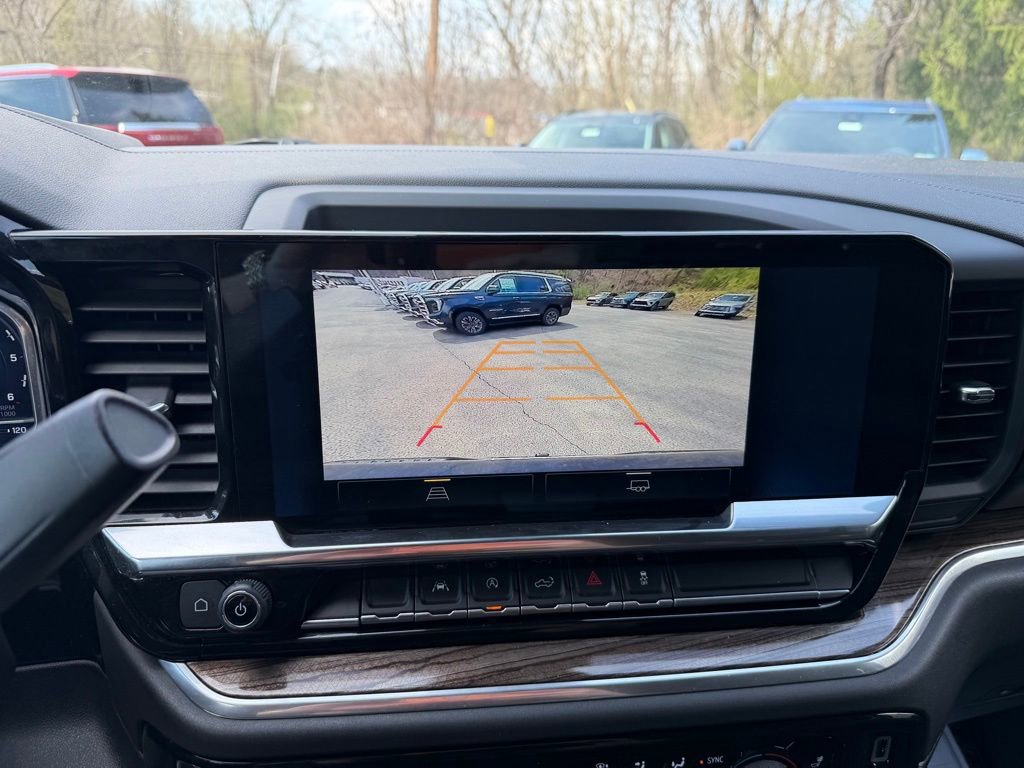 Used 2022 Chevrolet Silverado 1500 LT image 24