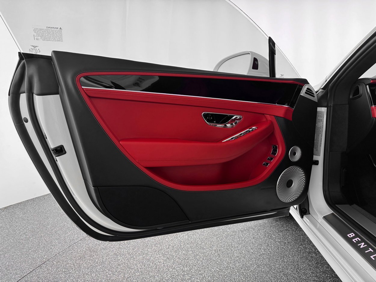 New 2026 Bentley Continental GT image 13