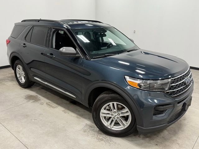 Used 2023 Ford Explorer XLT image 39