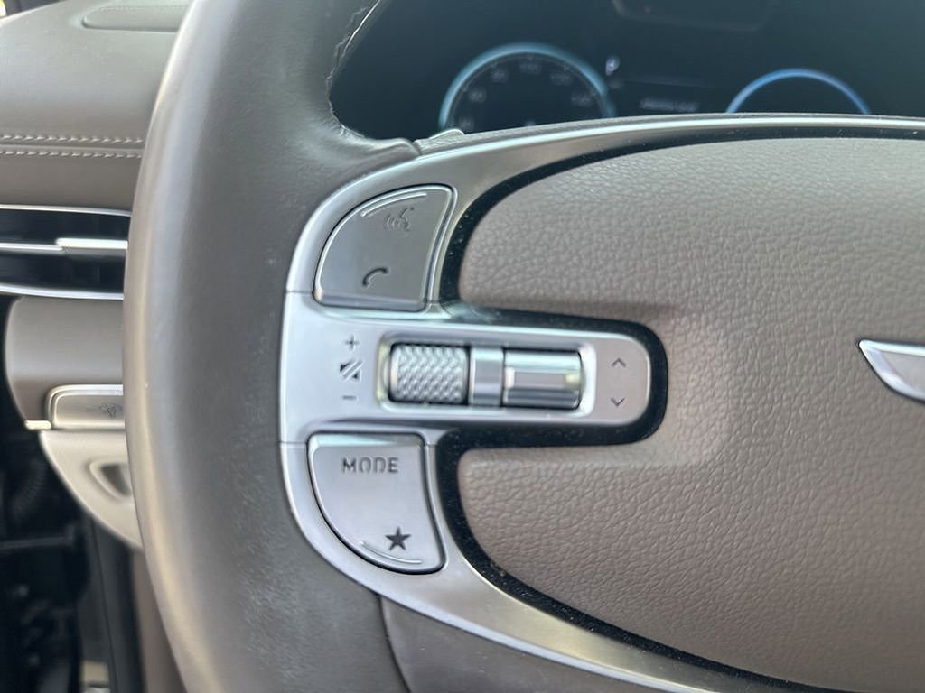 Used 2023 Genesis GV80 2.5T w/ Prestige 20" Package image 11